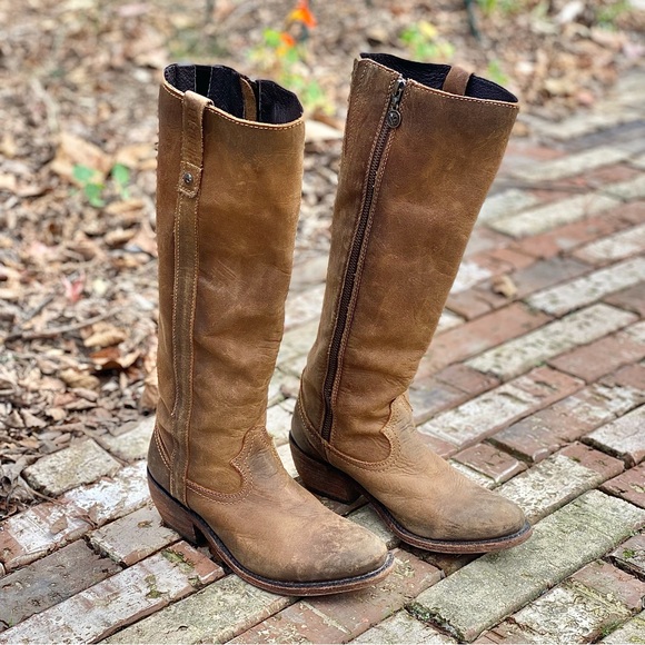 LIBERTY Black Shoes - Liberty Black Ester America Tall Tan Distressed Boots Model 711117 Size 6